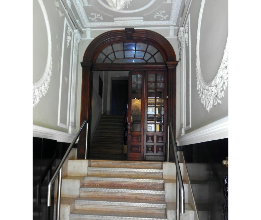 Refuge in Santa Marta Hotel Lisbon Bagian luar foto